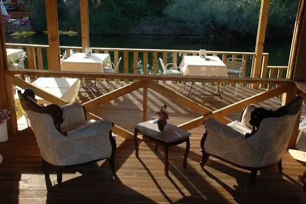 Tree Tops Park * אגווה